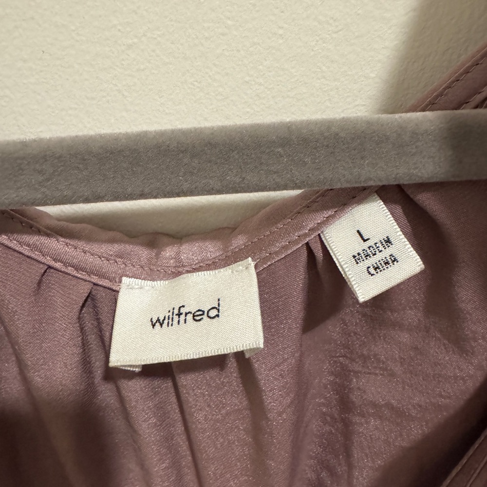 Wilfred ~ Ruffle Wrap Top - Picture 3 of 3